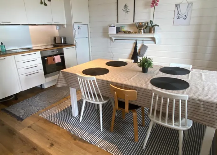 Oravanpesae شاليه